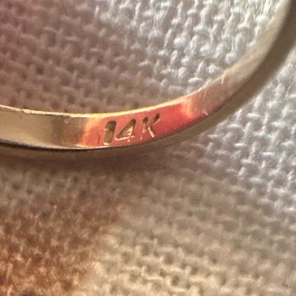 Solid 14k Genuine Natural Australian fire Opal Ring - Picture 4 of 9